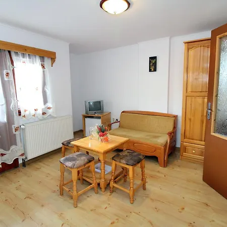 Family Izvora * Tryavna